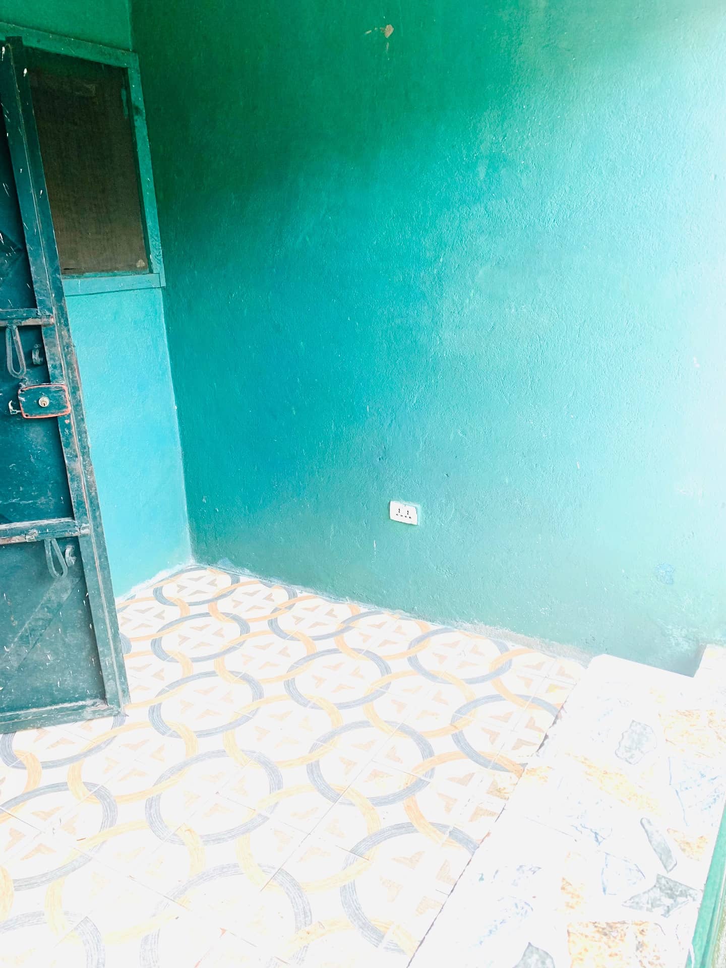 One bedroom apartment with in Paynesville Boulevard