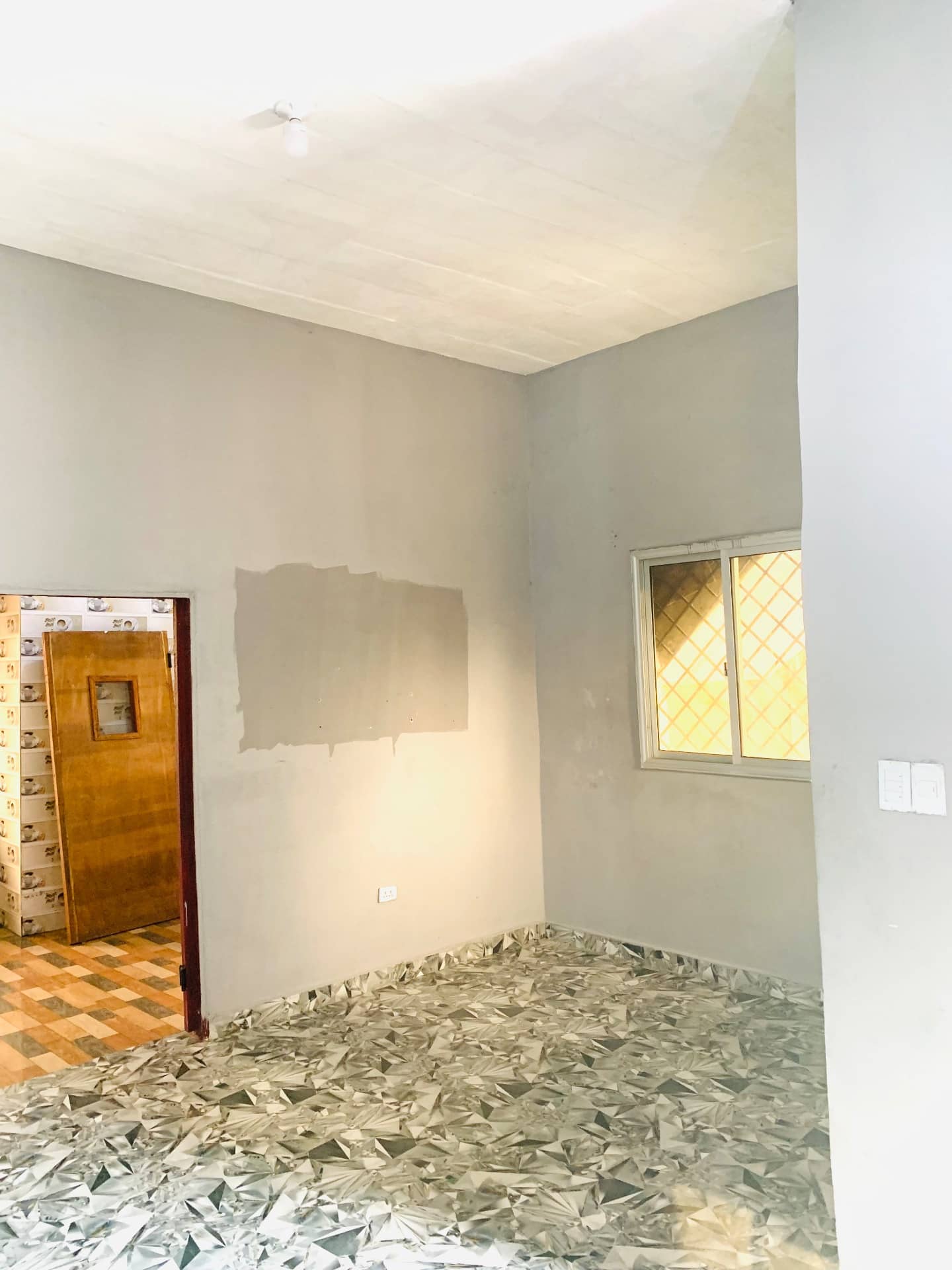 2 bedroom apartment with in Paynesville ELWA