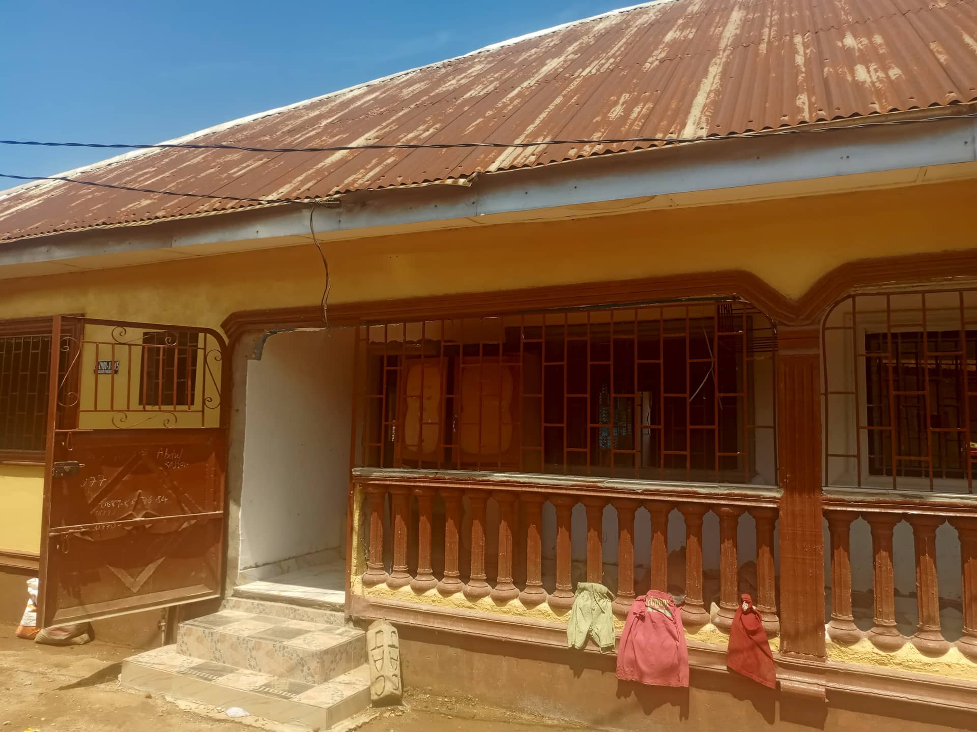 3 bedroom apartment with in Paynesville GSA road