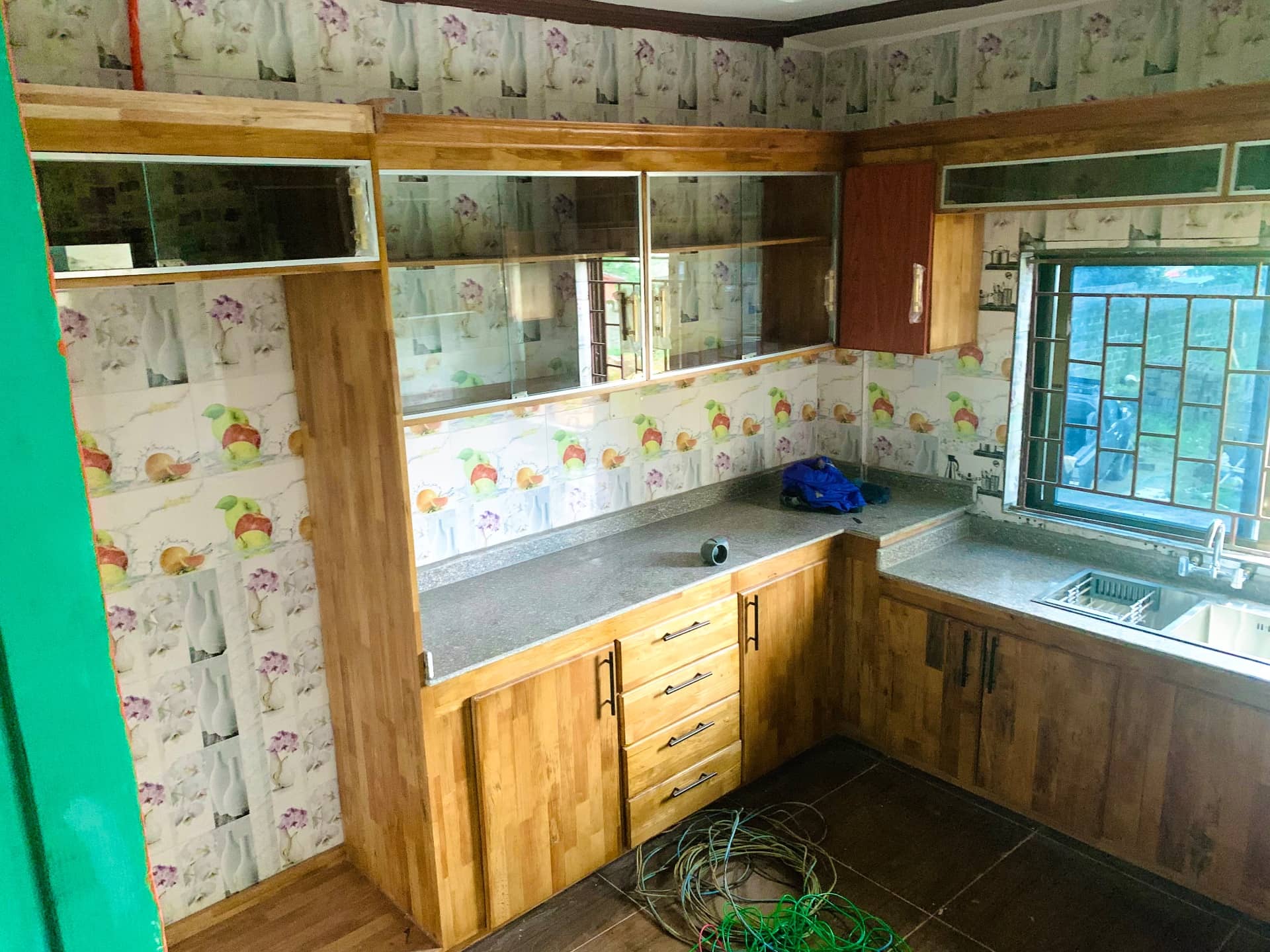 2 bedroom apartment with in Paynesville Boulevard