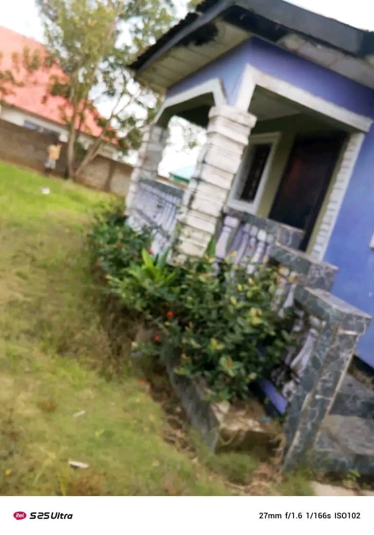 2bedrooms with 2bathrooms for sale
